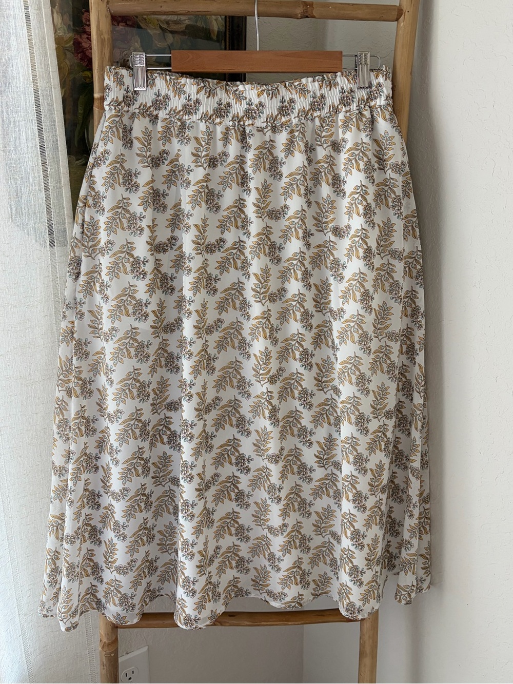 Loft Cream Floral Midi Skirt M